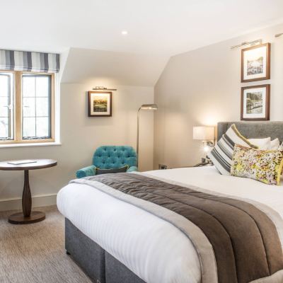 King Mobil Accessible Room with Tran Shower VOCO OXFORD THAMES Promo Code