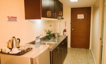 Subic Coco Hotel - Housity