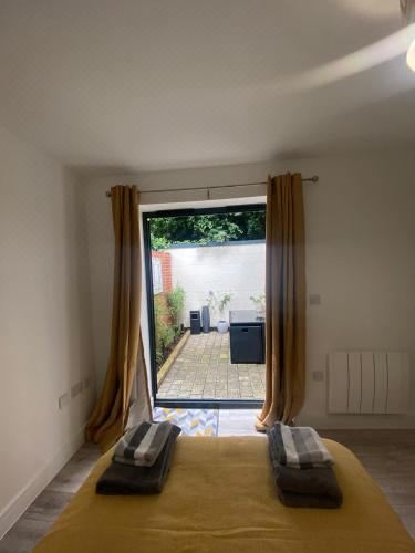 Hidden Gem Within the City WallsTwo-Bedroom House