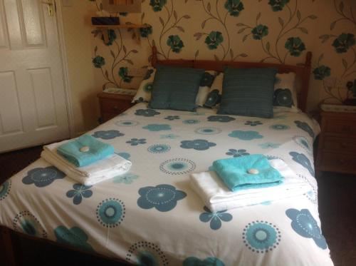 Cleasewood Guest HouseDouble Room