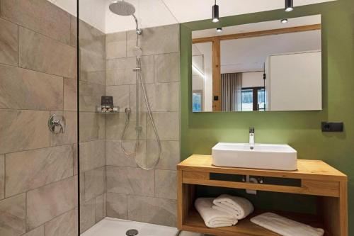 高级一卧室带阳台公寓