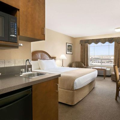 Queen Room-Mobility Accessible-Non-Smoking Super 8 by Wyndham High Level AB Promo Code