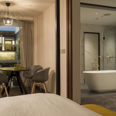 Signature Suite Middle Eight Promo Code