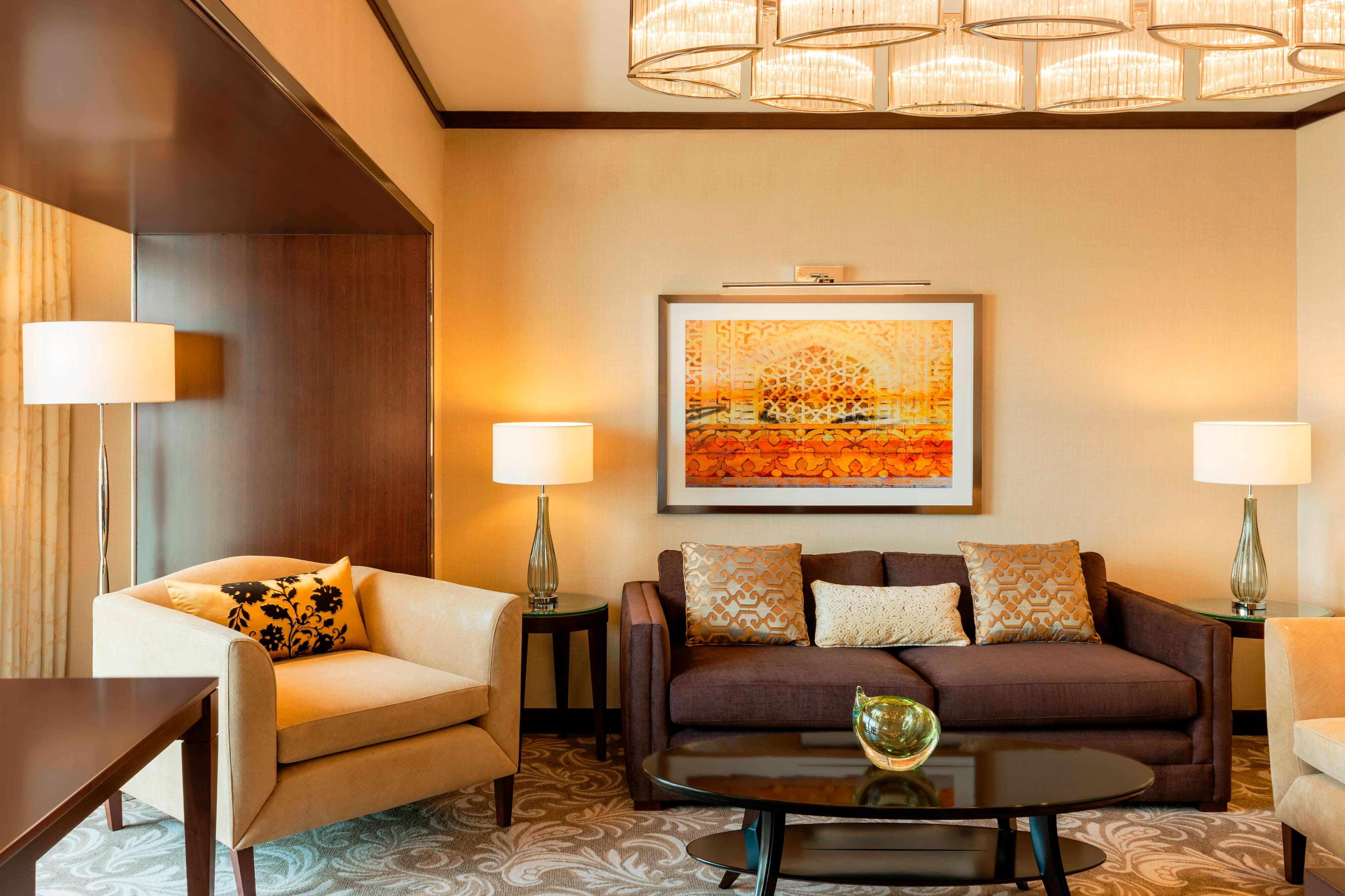 Sheraton Dubai Creek Hotel & Towers精致套房