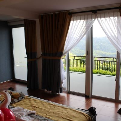 Deluxe Room, 1 Bedroom, Mountain View