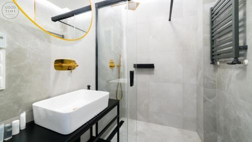 Apartment with Garden View - Kilińskiego 8a/9