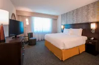 Courtyard Columbus