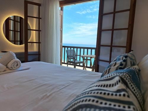 带海景的双人房