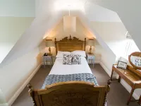 The Boathouse Hotel di 