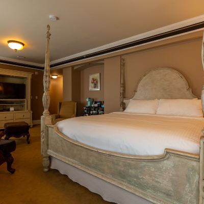 Executive Studio Grant Hall Hotel Promo Code