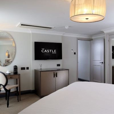 套房，1張特大床，城景（繆斯套房） 温莎城堡酒店 - 美憬閣酒店優惠