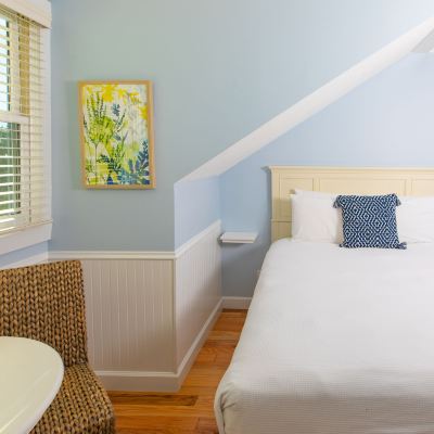 Economy Room, 1 Queen Bed (Stairs Only, Smallest Room, Dormered) Island House Hotel Promo Code