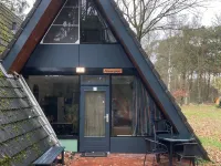 Woodland Bungalow w/ BBQ Hotels in Stramproy