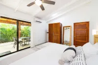 Cafe Playa Negra Hotel Hotels in 