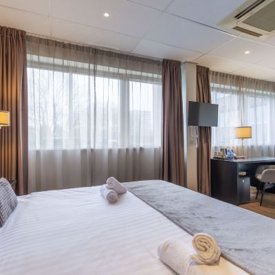 Comfort Room With Double Bed New West Inn Amsterdam Promo Code
