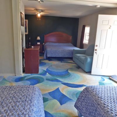 Family Triple Room, Multiple Beds, Smoking, Refrigerator & Microwave Little Shamrock Motel Promo Code