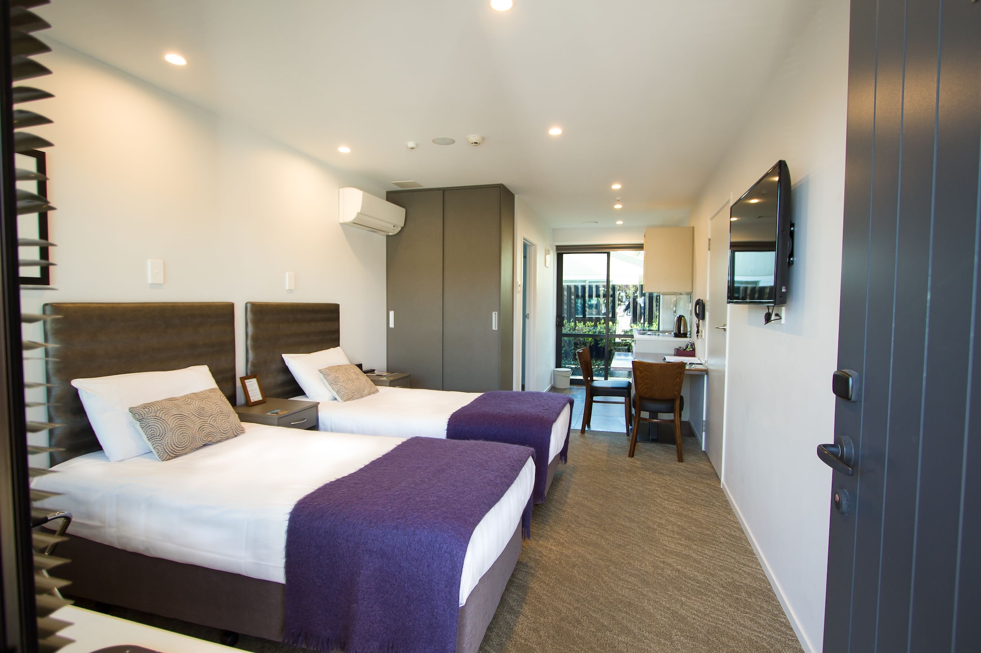 标准单间，无烟，带小厨房 （Standard Studio - Twin）