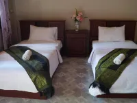 Phetphaylin Hotel