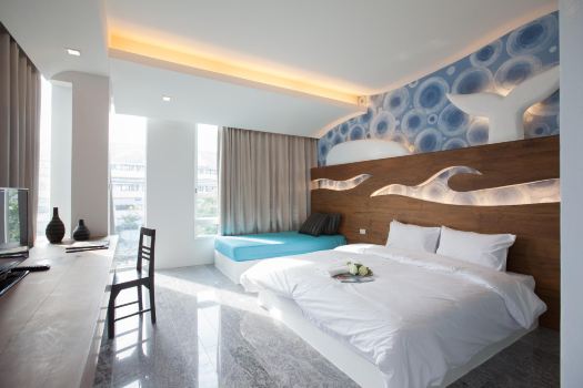 โอ-เบย์ ดีไซน์ โฮเต็ล ประจวบ (O-Bay Design Hotel)