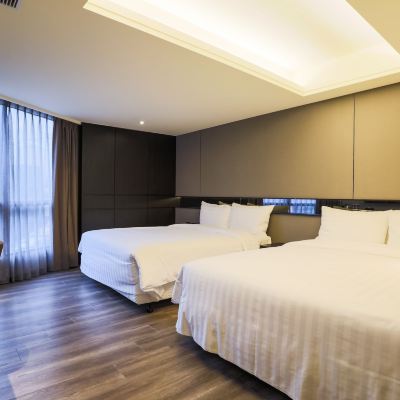 Deluxe Quadruple Room Pavilion Hotel Promo Code