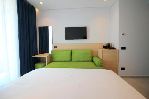 豪华双人间 - 带阳台和海景 - 一楼