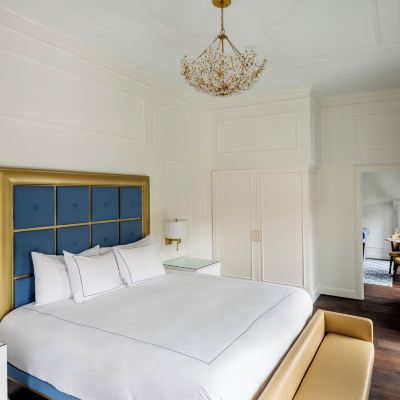 Suite (Alabama) The Adelphi Hotel Promo Code