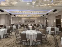 Hampton Inn & Suites by Hilton Montreal-Dorval Hotels in Dorval