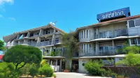 Buzz Resort
