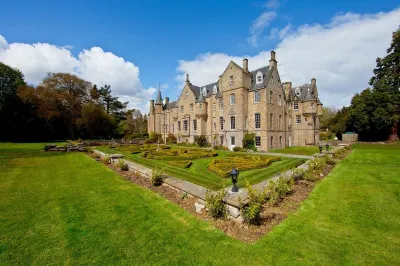 Carberry Tower Mansion House and Estate Hotele w: 