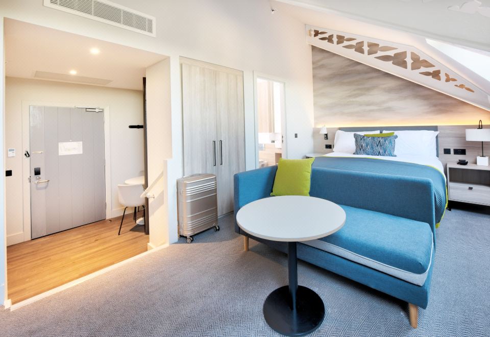 特大床一室套房