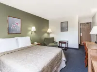Super 8 by Wyndham Hampton Hotels in Hampton