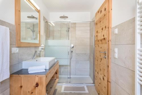 Superior Apartment Marialisa Tulpe Superior One-Bedroom Apartment With Balcony