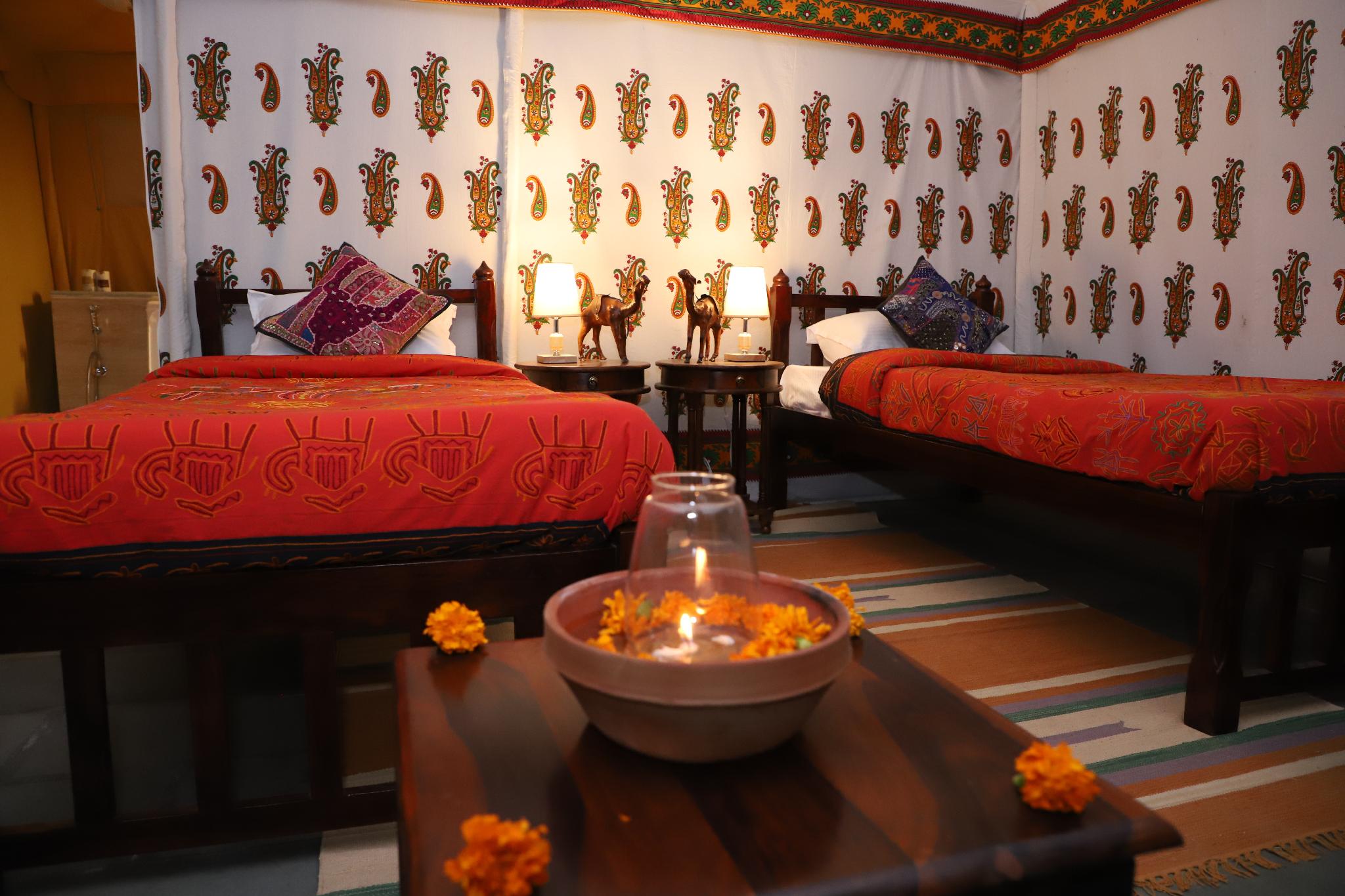 豪华双单人床房