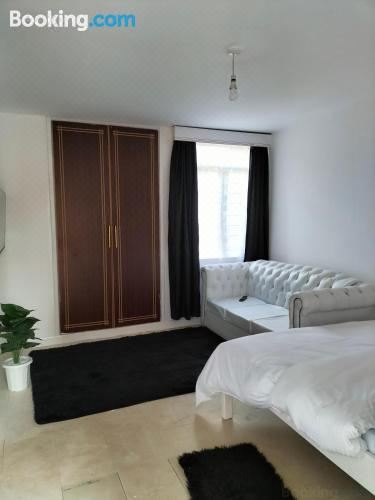 豪华特大床一室房