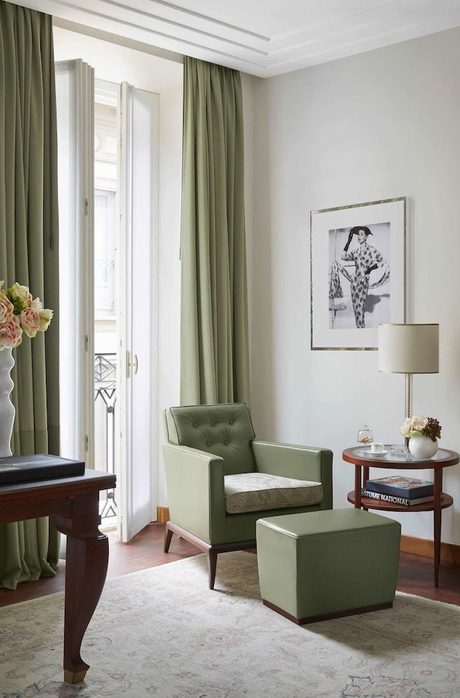 行政套房（特大床）