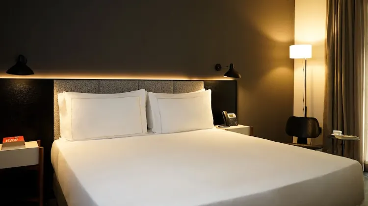 Nobu Hotel Sevilla 部屋