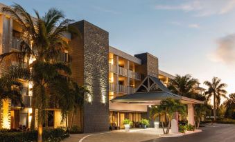 Spark by Hilton Sarasota Siesta Key Gateway