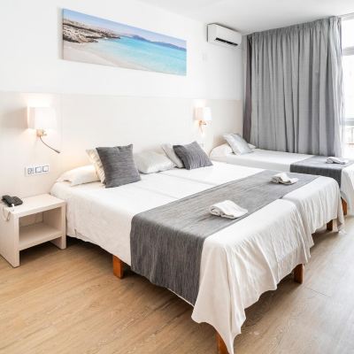 Family Room Hotel Amic Horizonte Promo Code