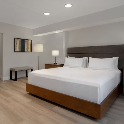 帶客廳的特大床套房 倫敦希爾頓逸林酒店優惠