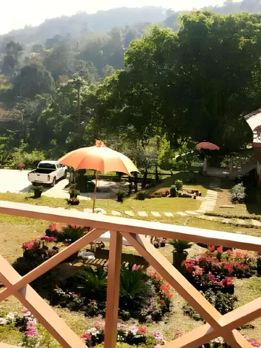 รูปภาพของภูโอบฟ้า (Phuoobfa Resort)