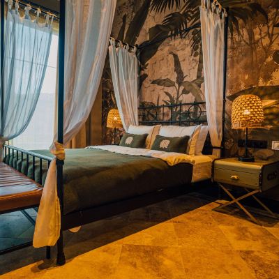 Deluxe Room With Pool View The Remote Hotel Promo Code