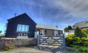 Moorview House - Housity