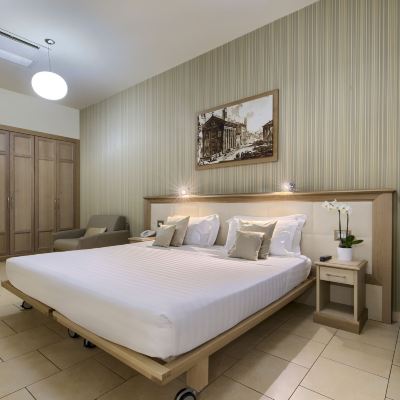 Deluxe Room Domus Australia Promo Code