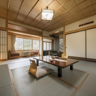 日式房8榻榻米帶浴缸和廁所 中村館優惠