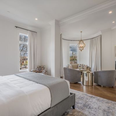 Executive Studio Suite The George Promo Code