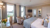 The Carlyon Bay Hotel and Spa Отели в г. 