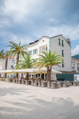 Hotel Astoria Hotels in 