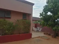 Beautiful Gate Guesthouse Отели в г. 