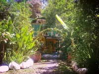 Madre Selva Jungle Hostel Hotel di 