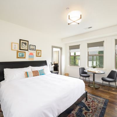 Room 3 The Setting Inn Willamette Valley Promo Code